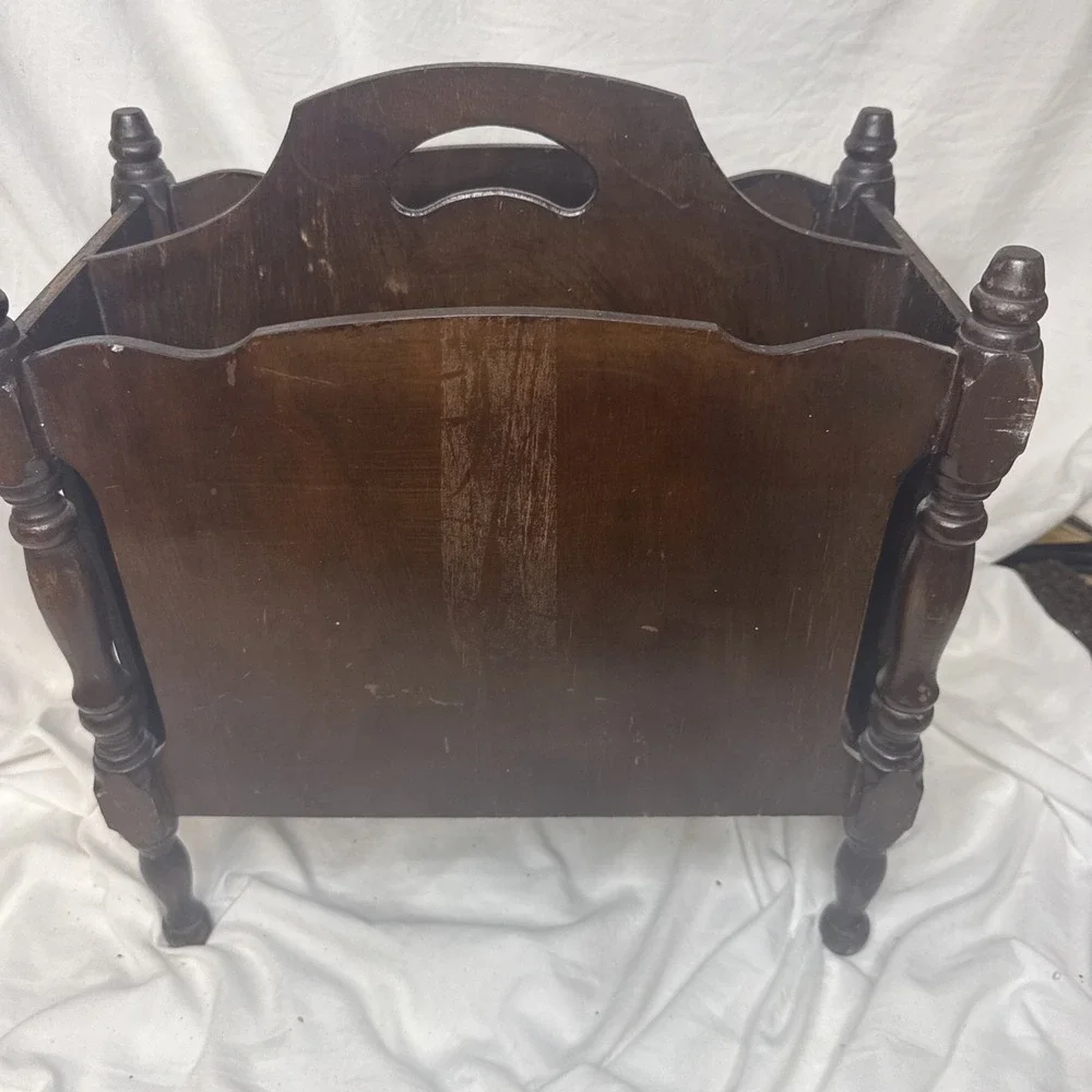 Vintage MCM Ornate Wood Magazine Rack 40's Fretwork Spindles Records Towels Deco